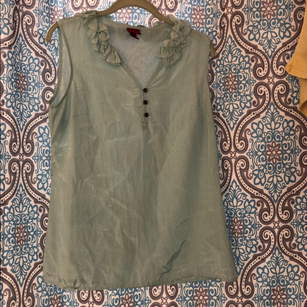 Sleeveless top